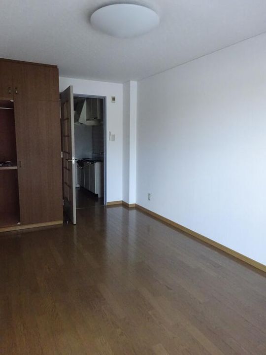 ヴエステージュの居間