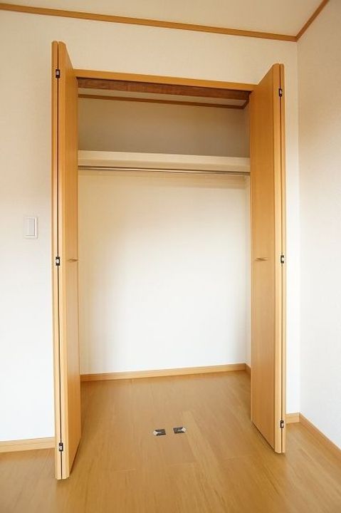 群馬県邑楽郡邑楽町大字中野(アパート)の賃貸物件の内装