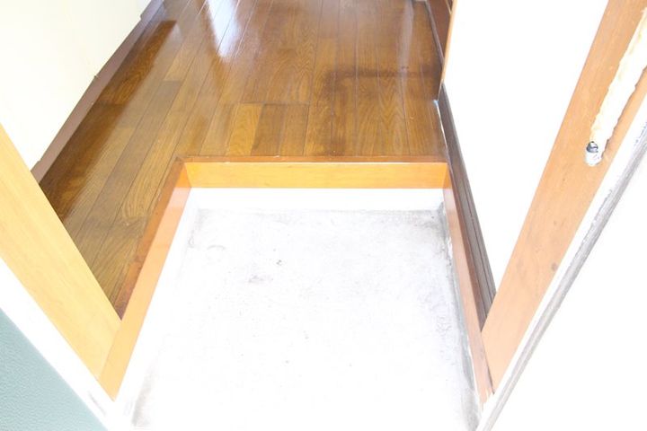 ベル上屋敷の玄関