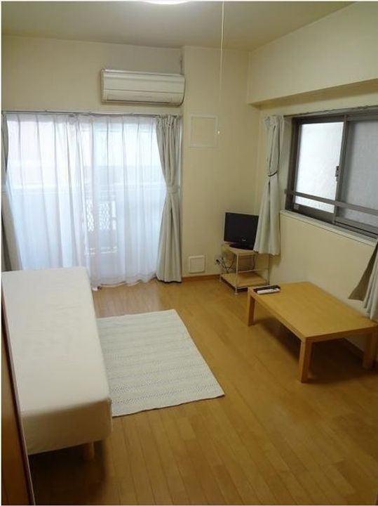 エクセリア横浜の居間