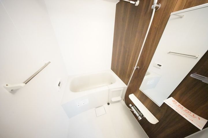 ラウレアCの風呂