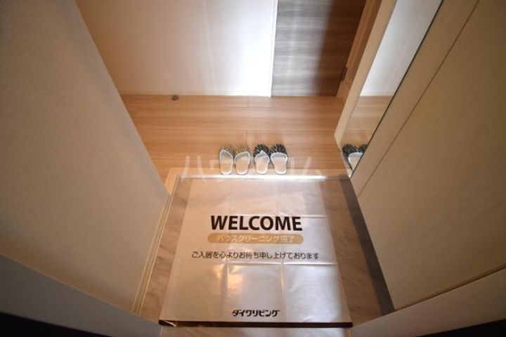 Dフラット台町の玄関