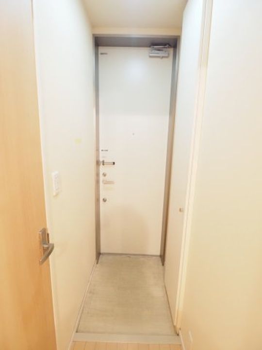グランシャリオ馬込の玄関