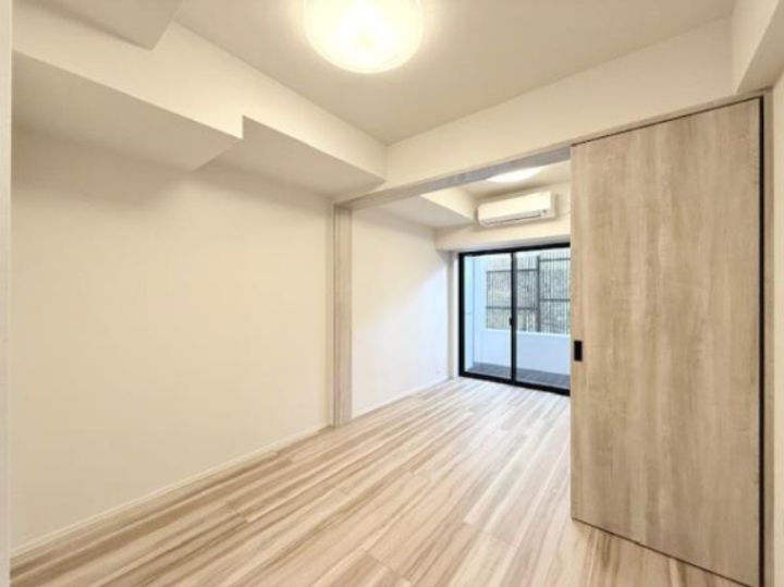 東京都文京区本駒込5(マンション)の賃貸物件の居間