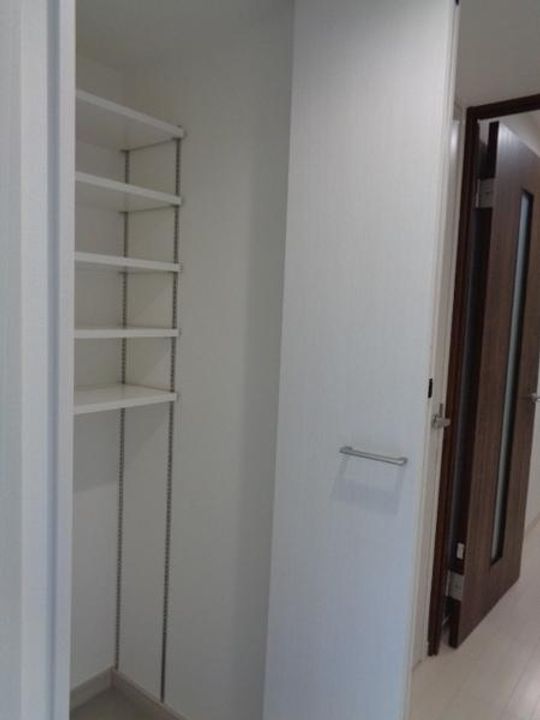 HABITATION lelaの内装