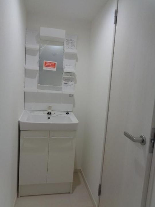 HABITATION lelaの内装