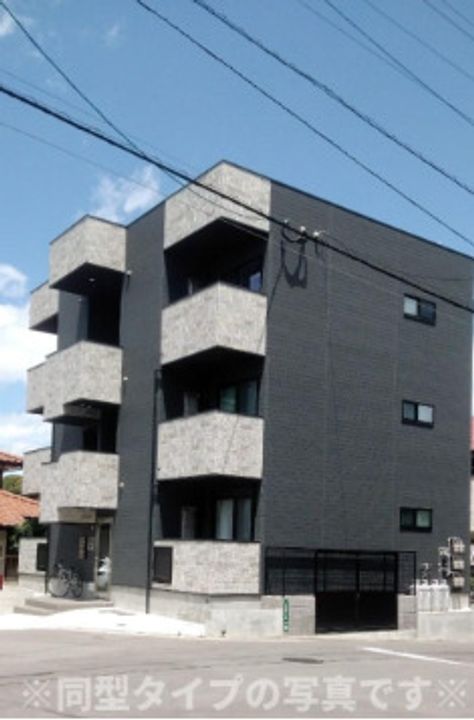 アールユー香住ヶ丘の外観