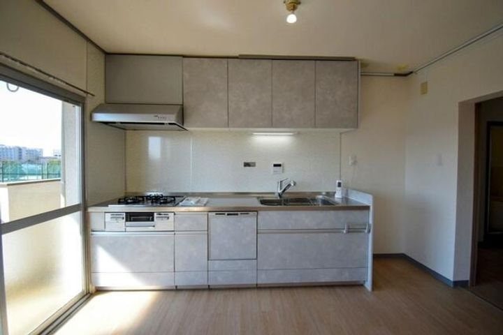 諏訪原団地1街区1号棟のキッチン