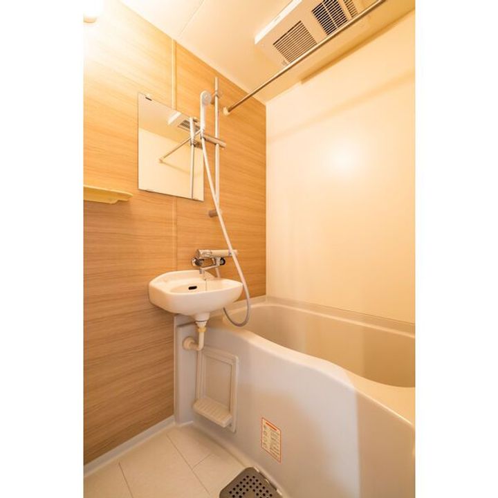 アル・ソーレ上前津の風呂