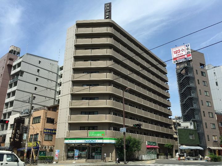 セイワパレス堂島シティの外観