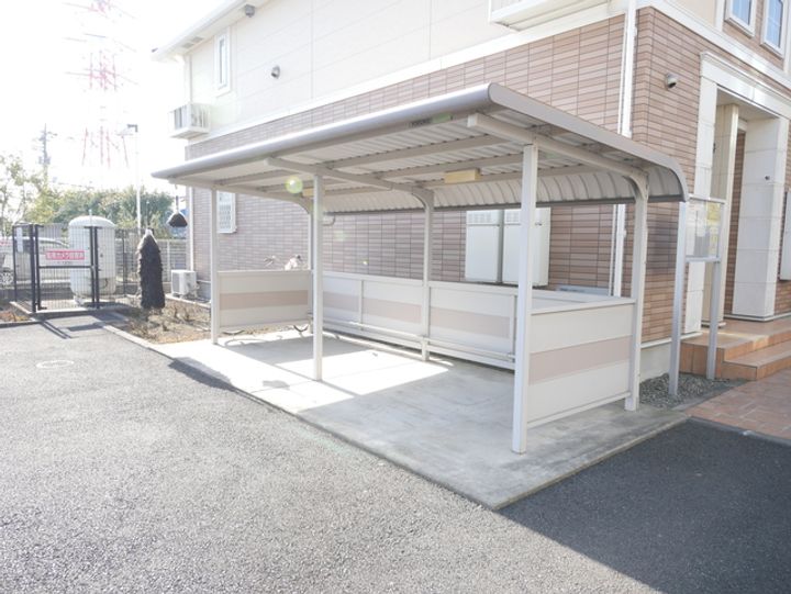 神奈川県厚木市下津古久(アパート)の賃貸物件の地図
