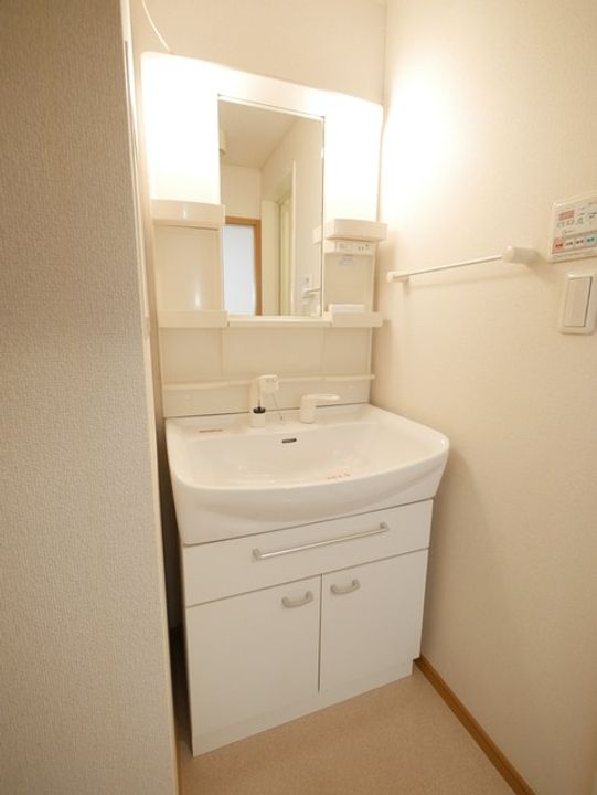 神奈川県厚木市下津古久(アパート)の賃貸物件の内装