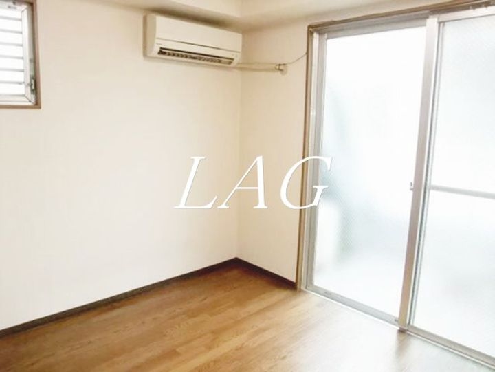 マメントブルー中野の居間