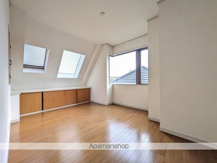 サイエイトの内装