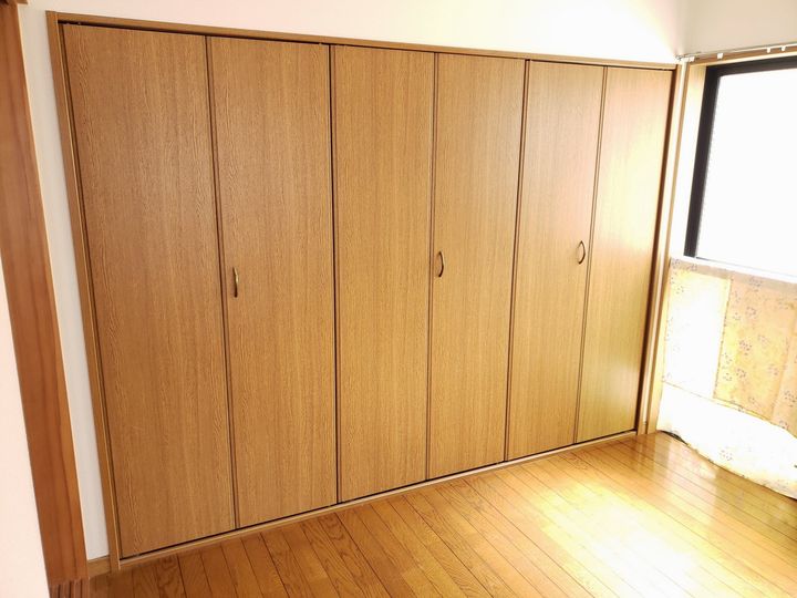 汐入アパートの内装