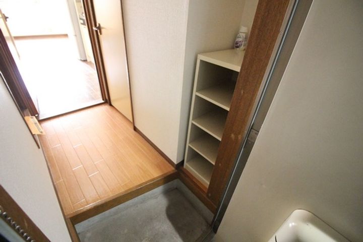 グリーンパレス津島西の玄関
