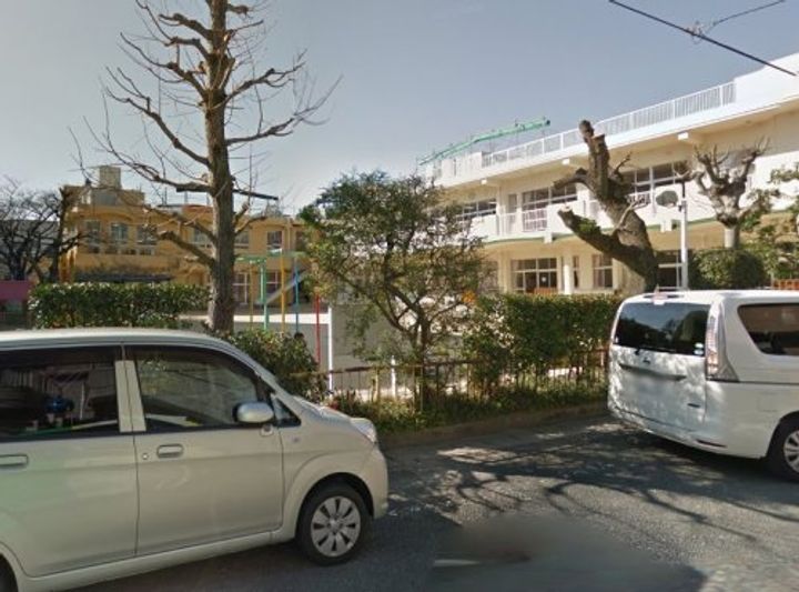 カムール花園の周辺