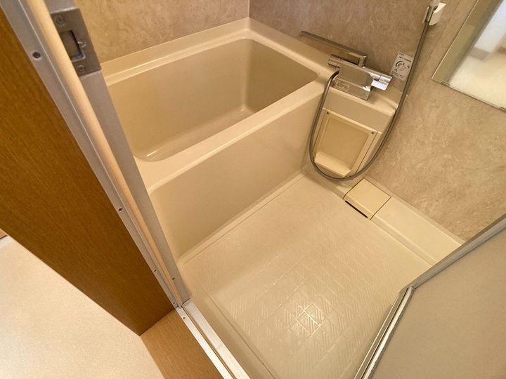 フェリーチェ・ラピュタ Nの風呂