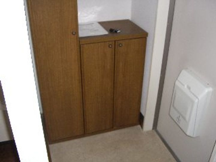 エルコート華の玄関