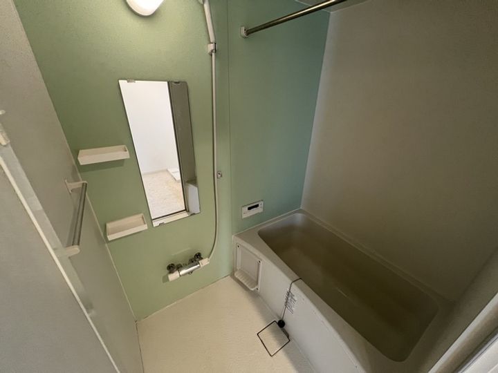 ホ-リ-グランの風呂