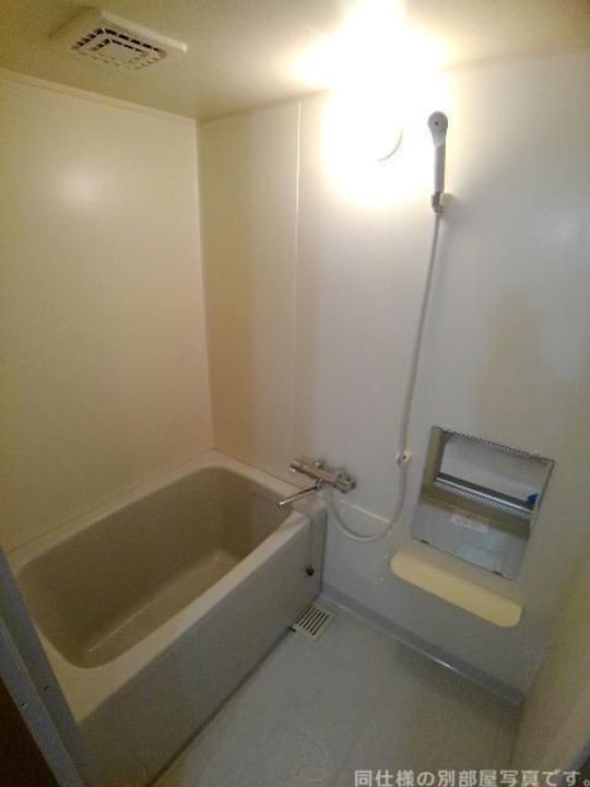 埼玉県深谷市上野台(アパート)の賃貸物件の風呂