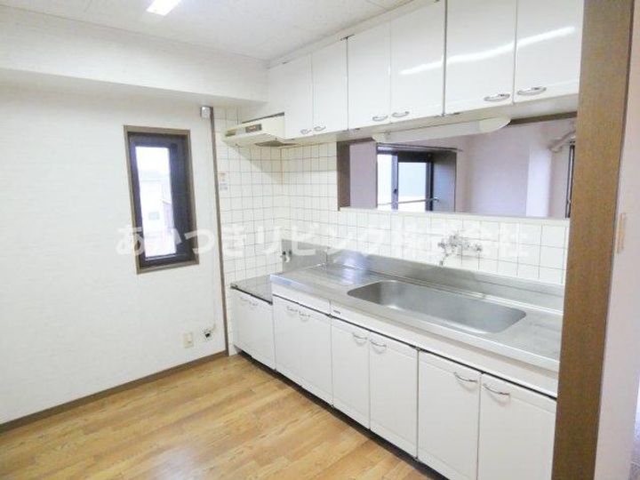 栃木県小山市神山2(マンション)の賃貸物件のキッチン