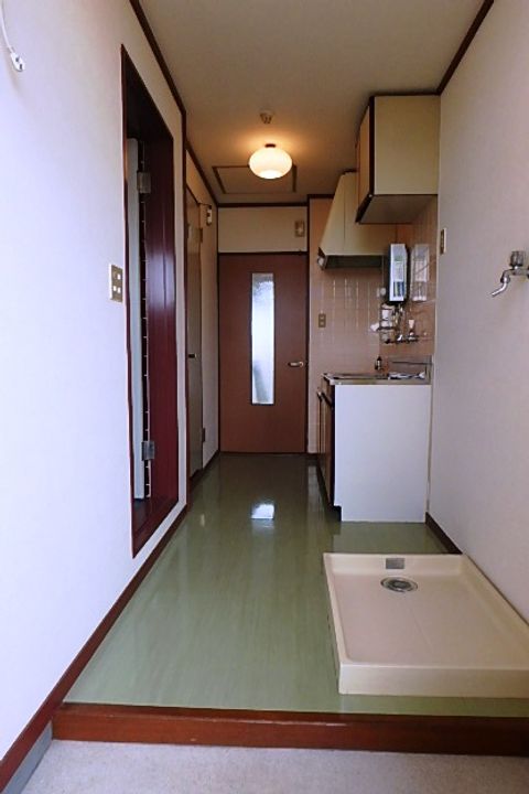 大徳ビルの玄関