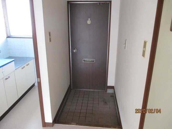 東浜ビルの玄関