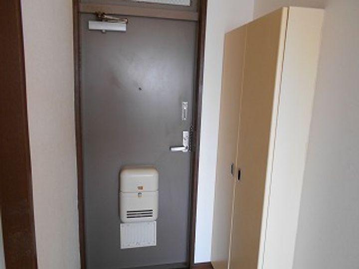 シティハイムサンGの玄関