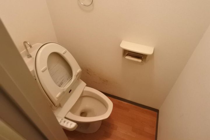 ロイヤルハイム西の内装