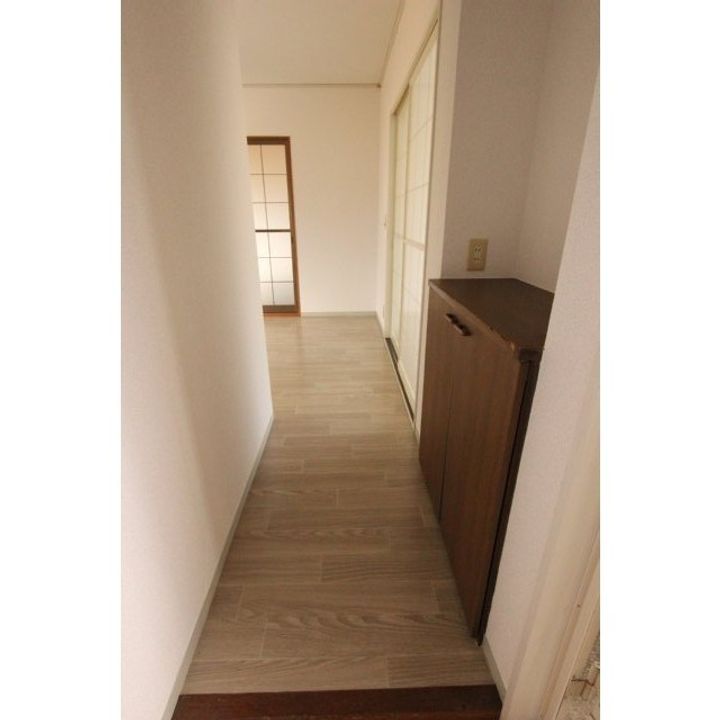 ラディッシュMTA棟の玄関