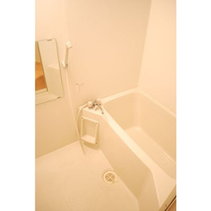 フロリスオーランティウム3の風呂