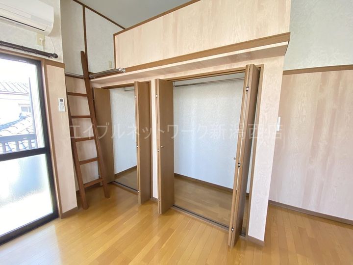 U・I平島の内装