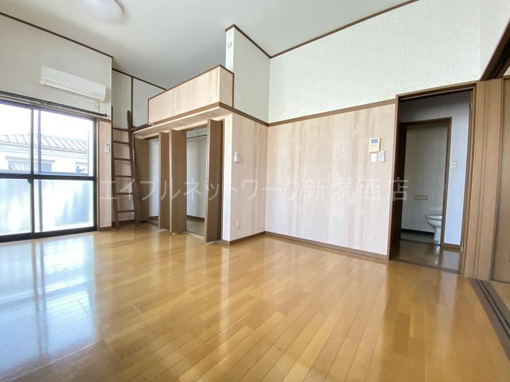 U・I平島の内装