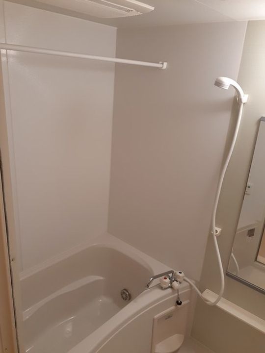 ネオ・コートIの風呂