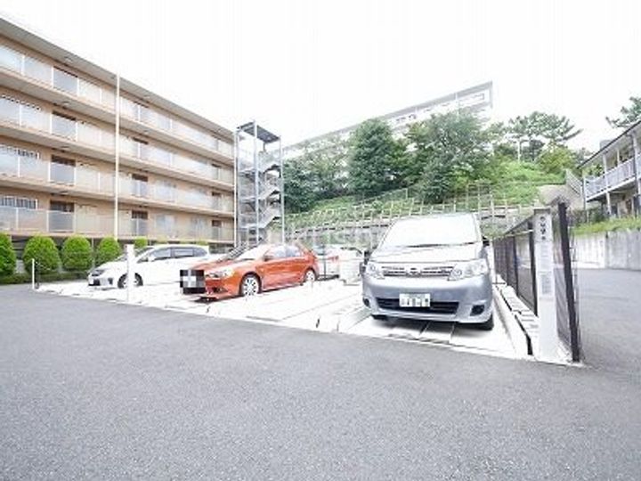 カッシア横濱ガーデン山の地図