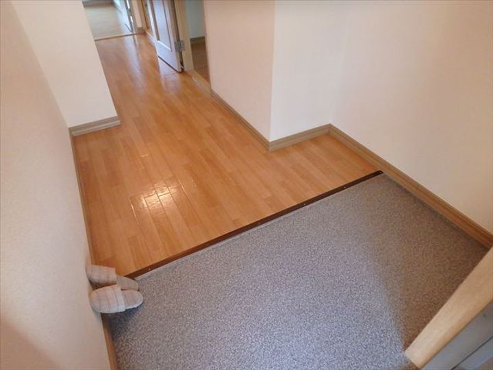 グレースマンション・ミアの玄関