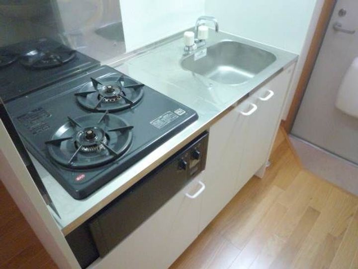 コンフォート赤坂1のキッチン