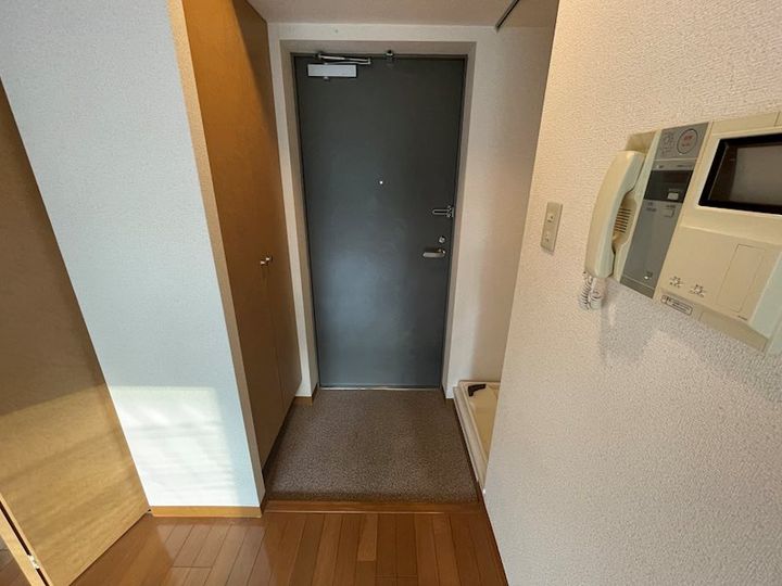 エクセル菊名の玄関