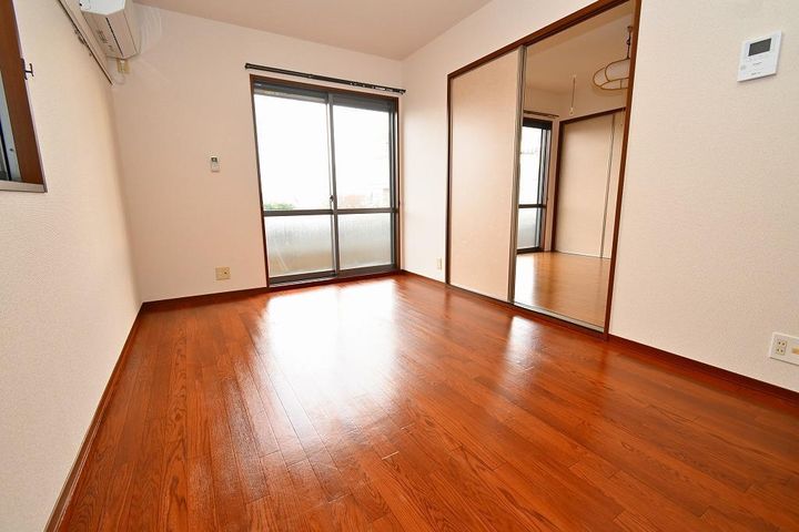 トミーフレア Gの内装