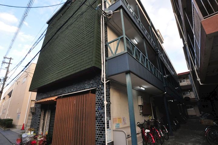 旭マンション住居の地図