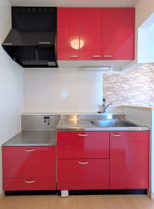 北海道札幌市白石区栄通17(アパート)の賃貸物件のキッチン