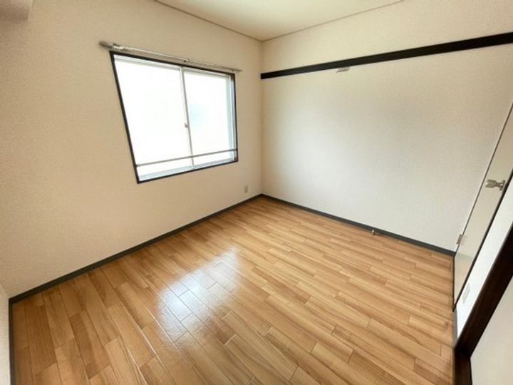 フレグランス彩の内装