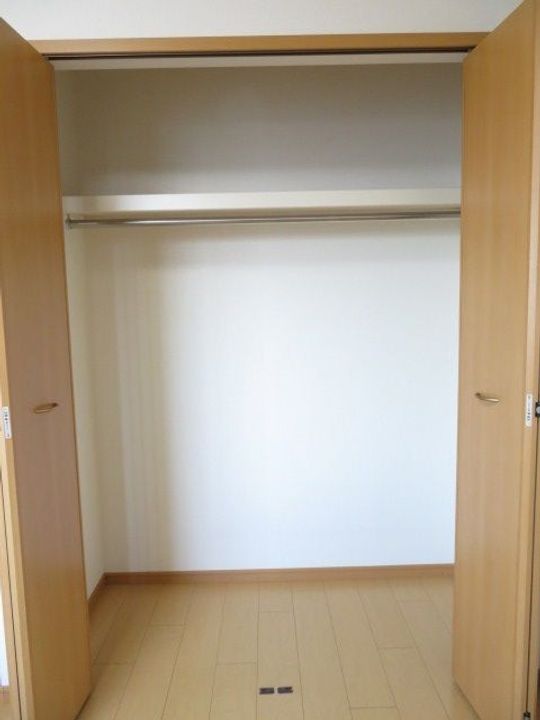 アーバンホワイトタナカIIIの内装