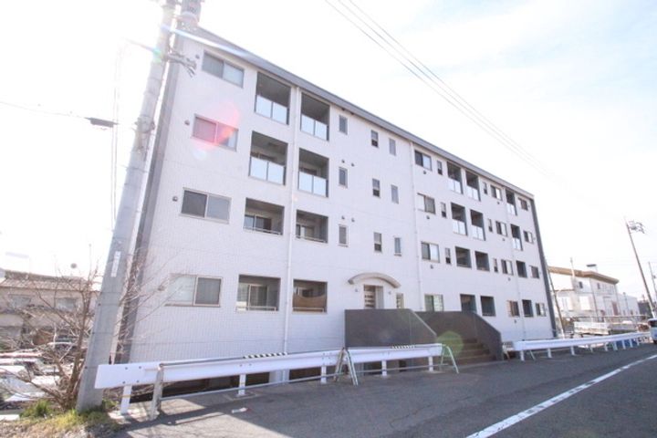 リーベ上東雲の外観