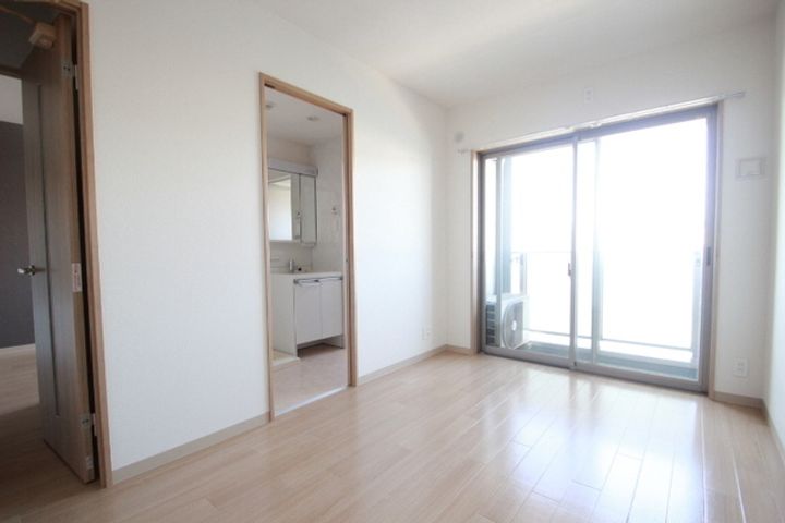 リーベ上東雲の居間