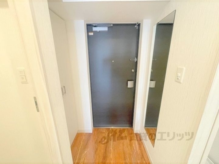 プレジオ永和ASIANの玄関