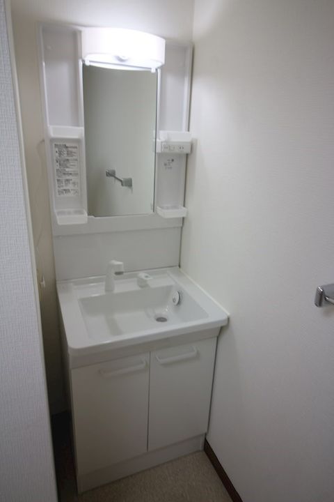 若葉興産ビルの内装