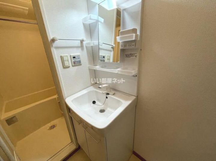 大阪府大東市明美の里町(マンション)の賃貸物件の内装