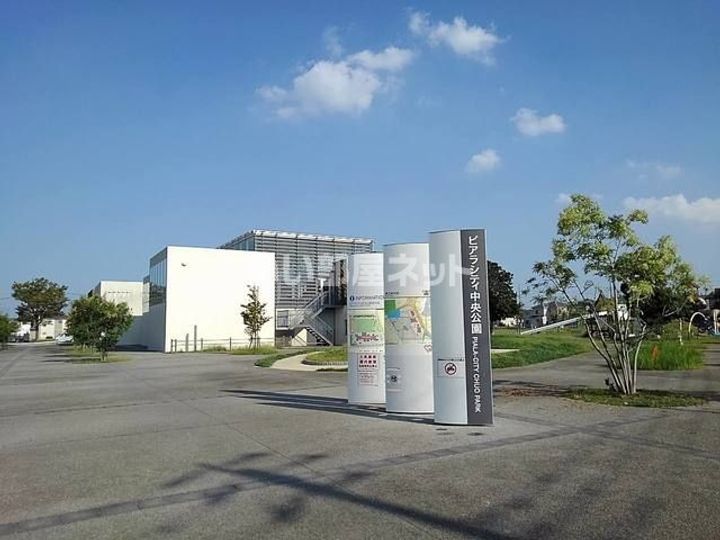 埼玉県三郷市泉1(アパート)の賃貸物件の周辺